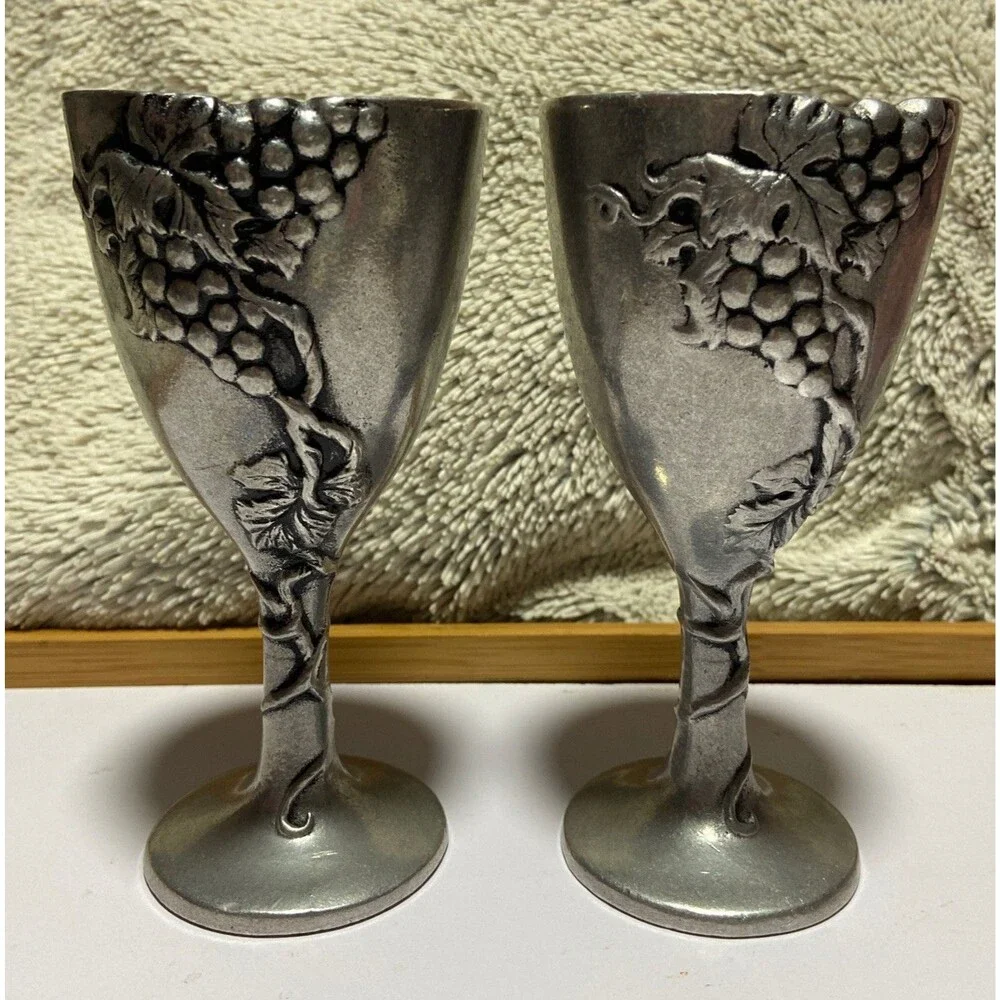 Set of 2 Goblets Vineyard Elegance renaissance ￼festival ￼vintage pewter new